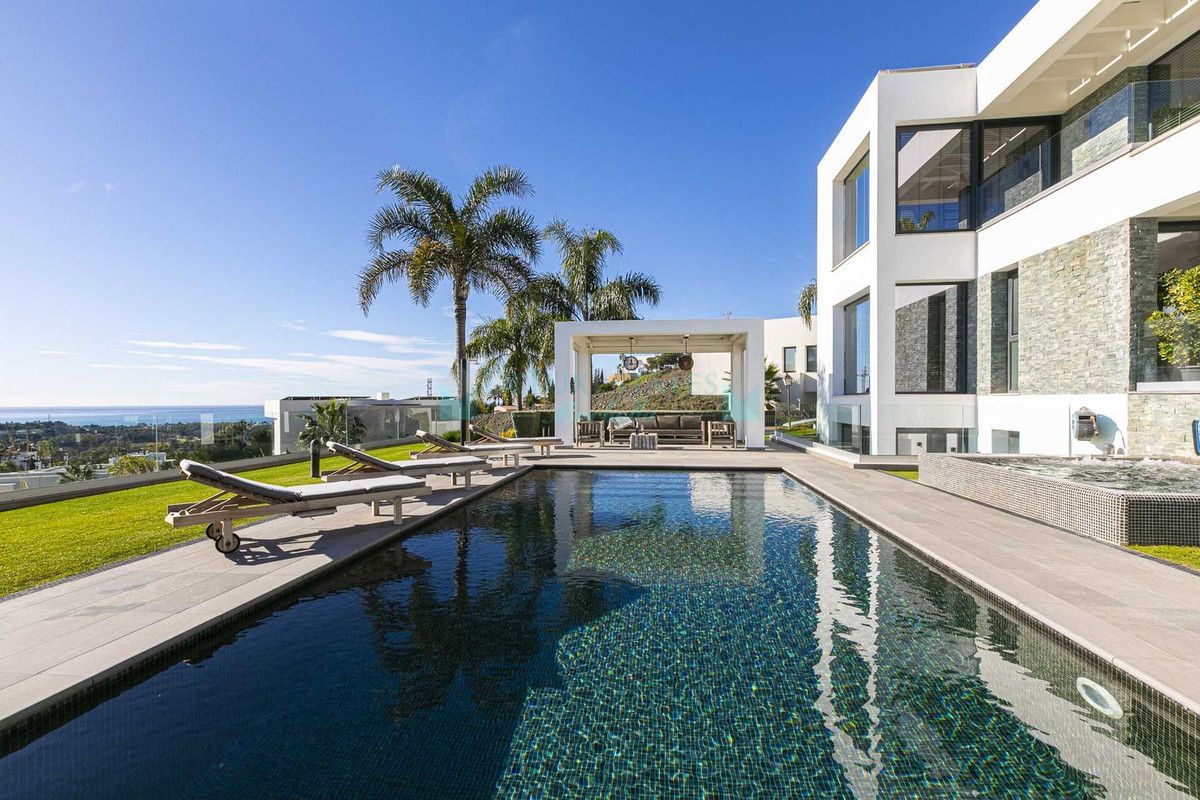 Villa en venta en Benahavis