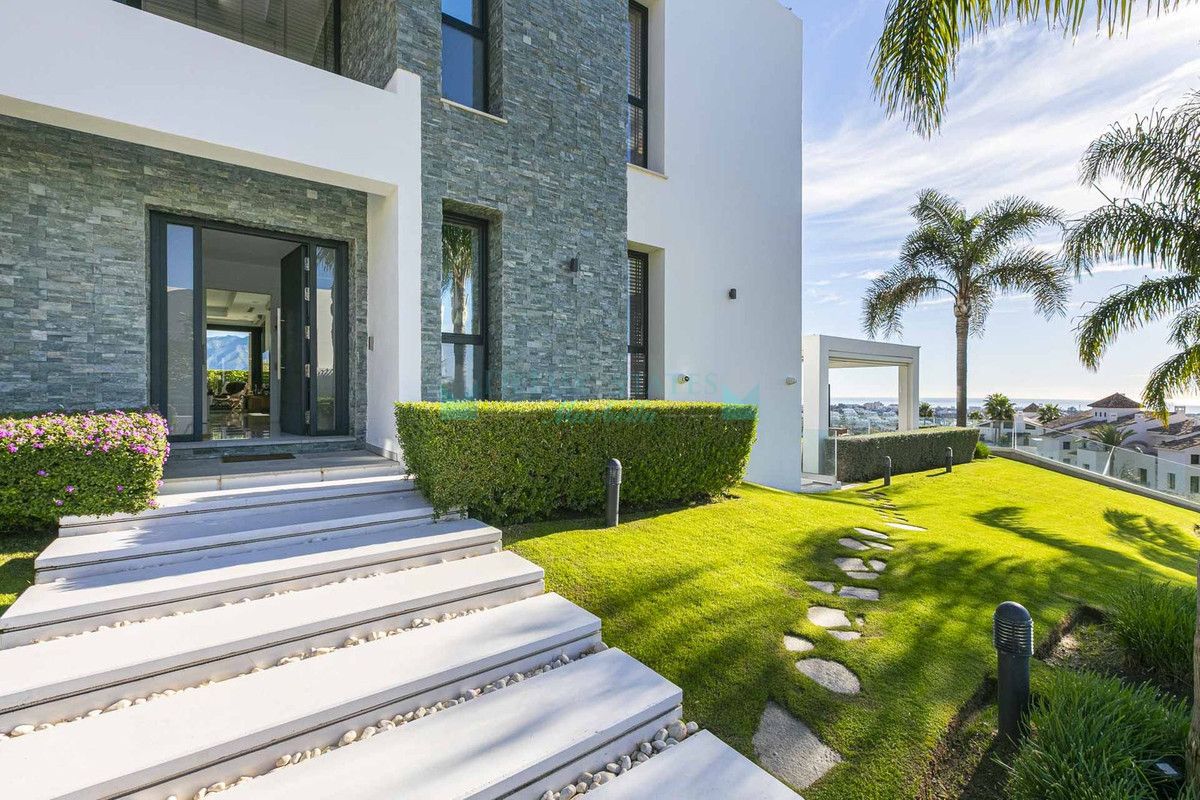 Villa en venta en Benahavis