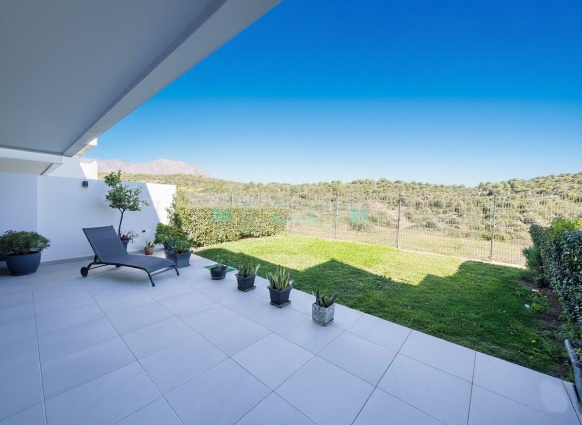 Ground Floor Apartment for sale in Estepona