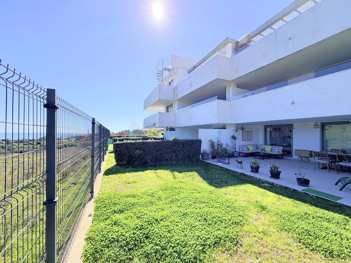 Ground Floor Apartment for sale in Estepona