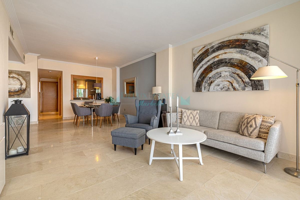 Apartamento en venta en Selwo, Estepona