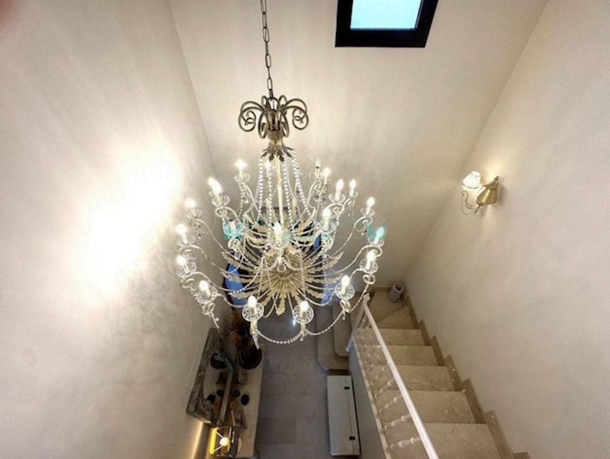 Town House for sale in Estepona