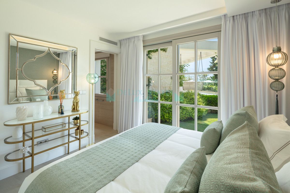 Villa en venta en Aloha, Nueva Andalucia