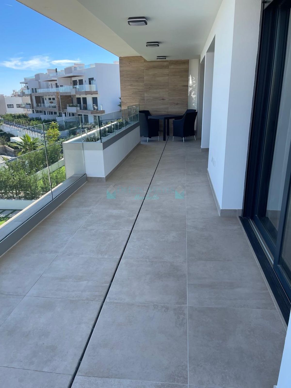 Apartamento en venta en Atalaya, Estepona