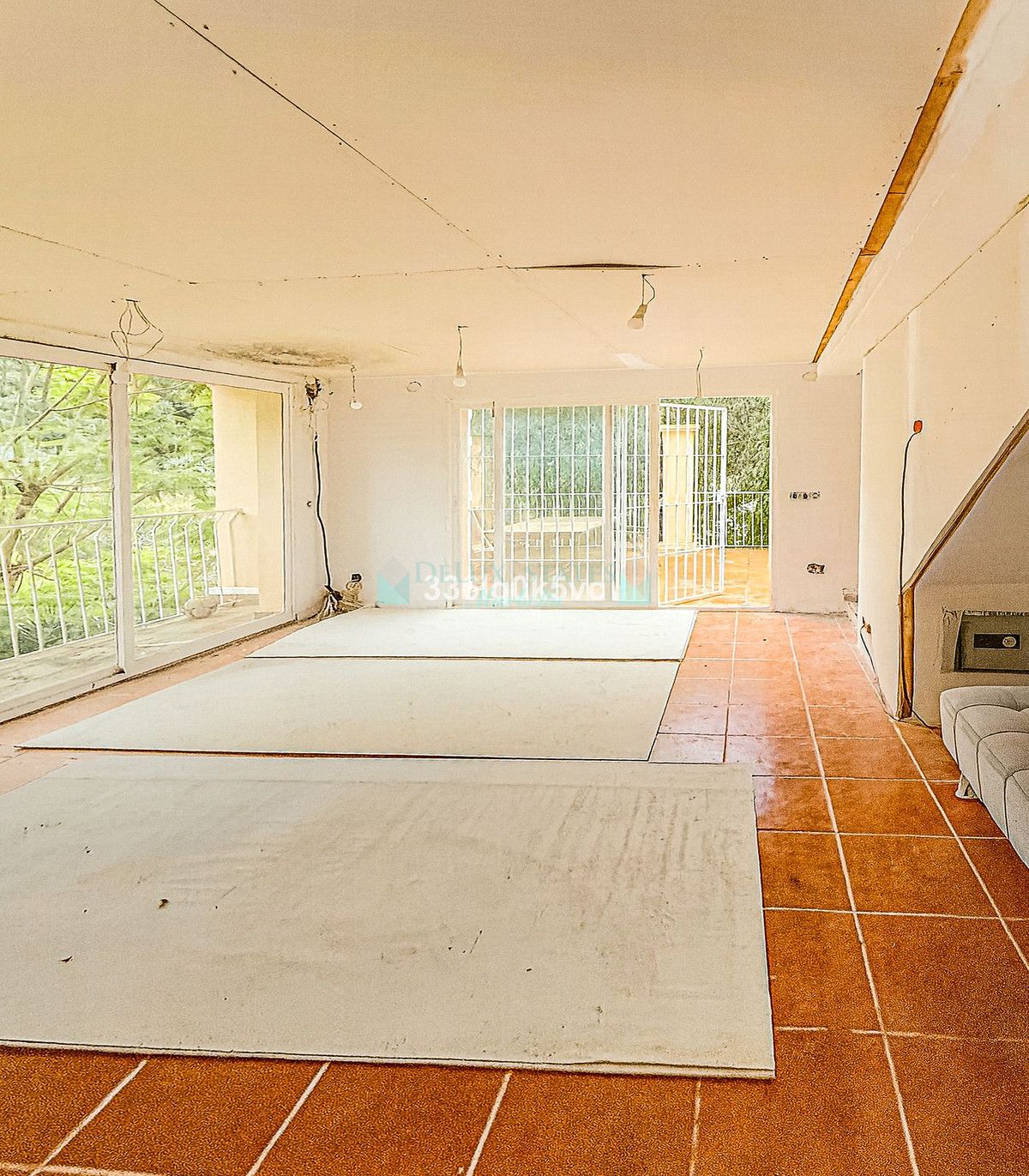 Villa for sale in Benahavis