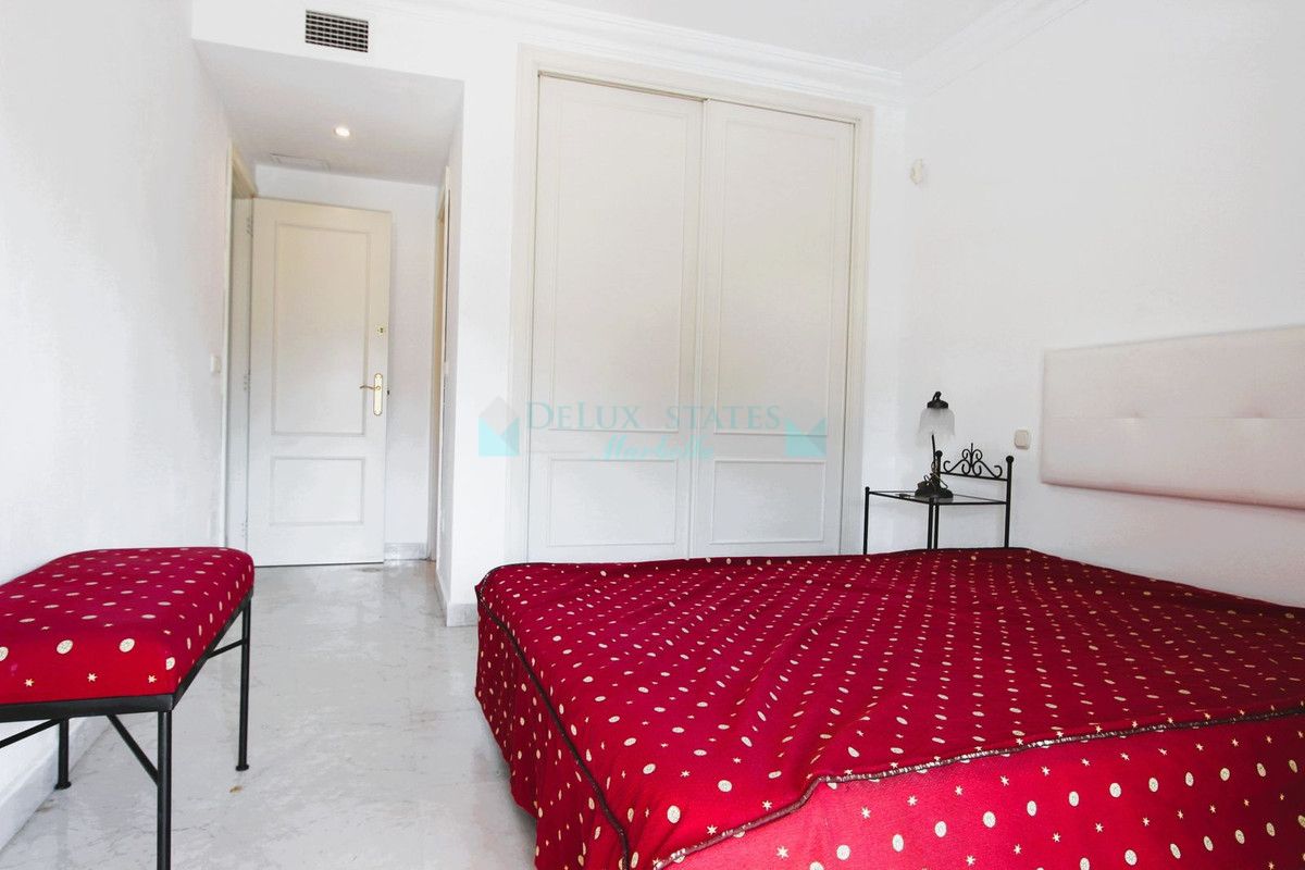 Apartment for sale in Marbella - Puerto Banus