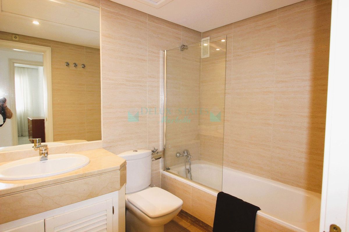 Apartment for sale in Marbella - Puerto Banus