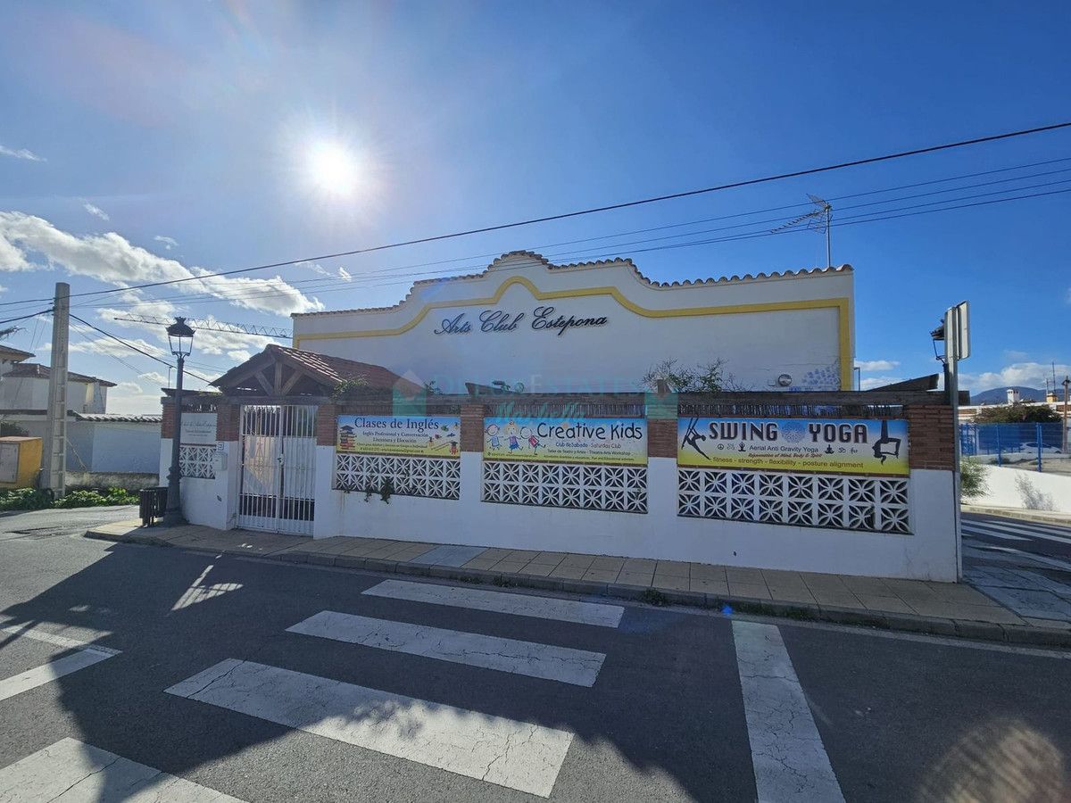 Business for sale in Estepona