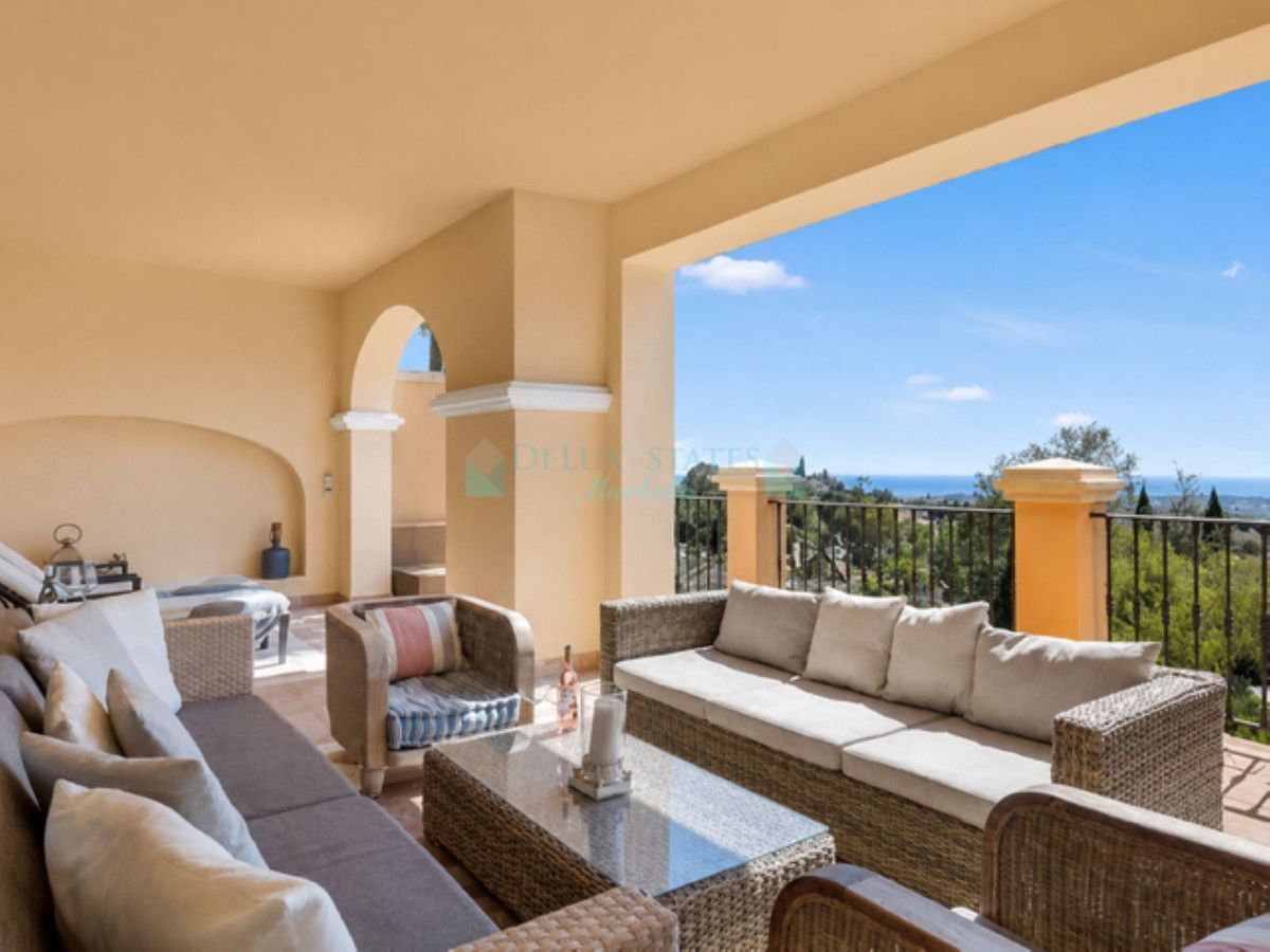 Ground Floor Apartment for sale in La Quinta, Benahavis