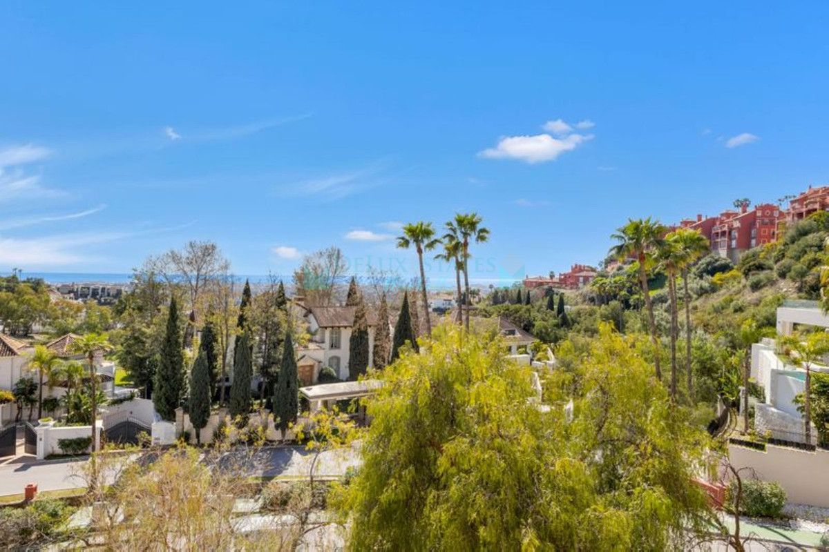 Ground Floor Apartment for sale in La Quinta, Benahavis