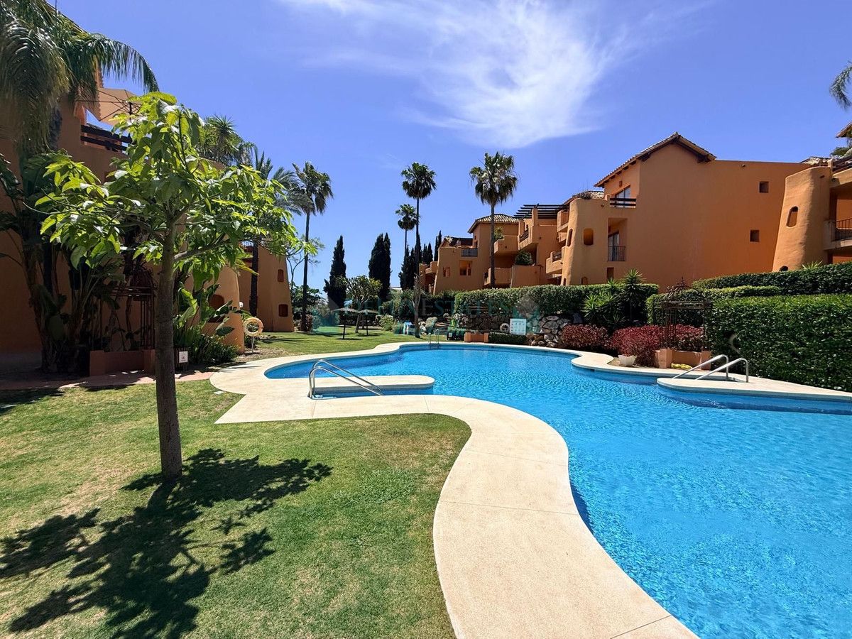 Apartment for rent in Estepona
