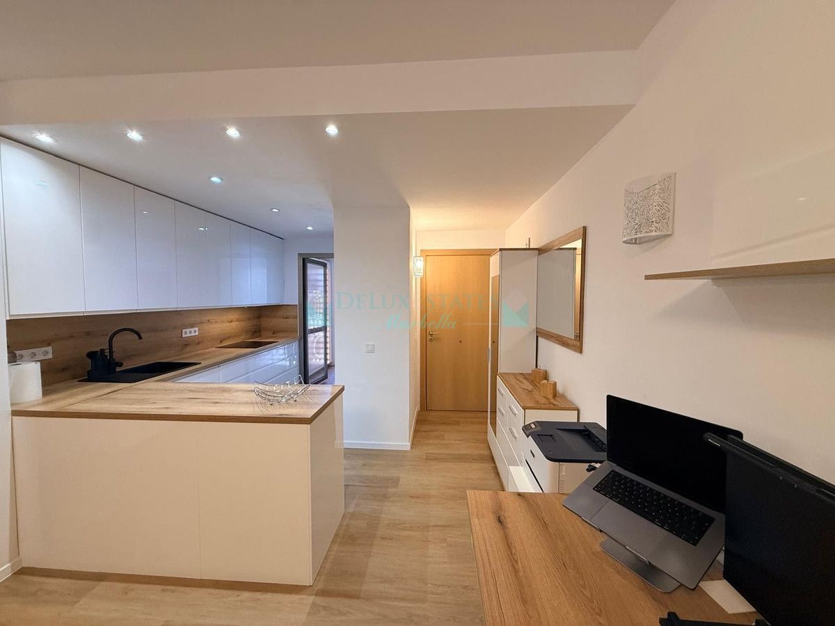 Apartment for rent in Estepona