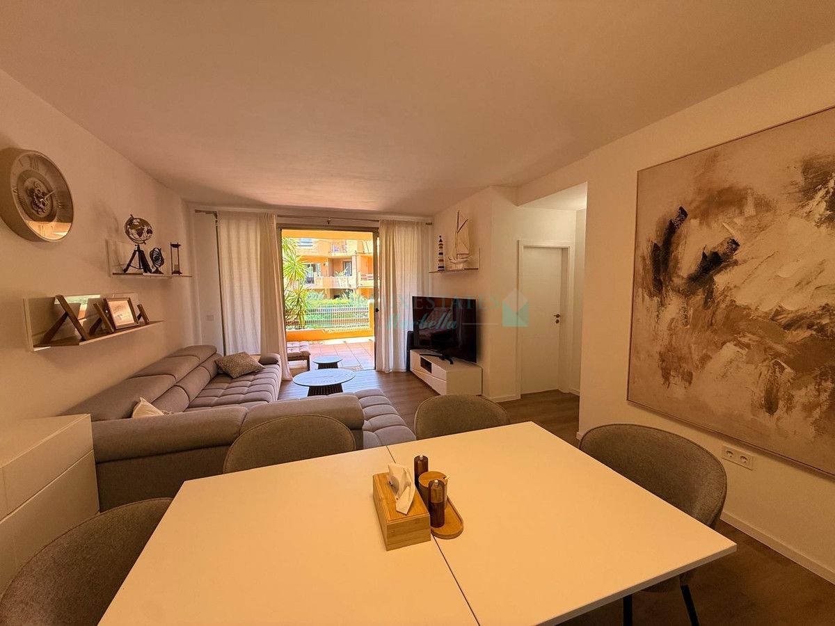 Apartment for rent in Estepona