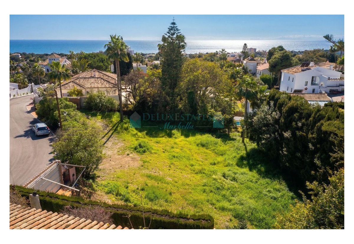Residential Plot for sale in El Rosario, Marbella East