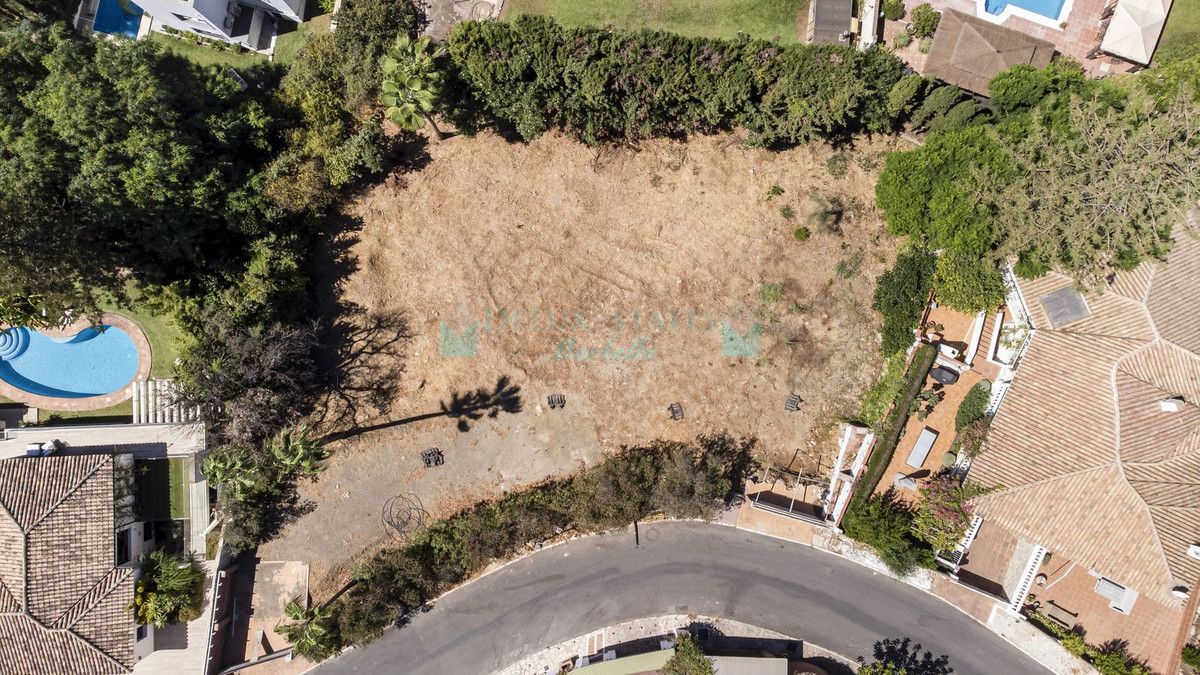 Residential Plot for sale in El Rosario, Marbella East