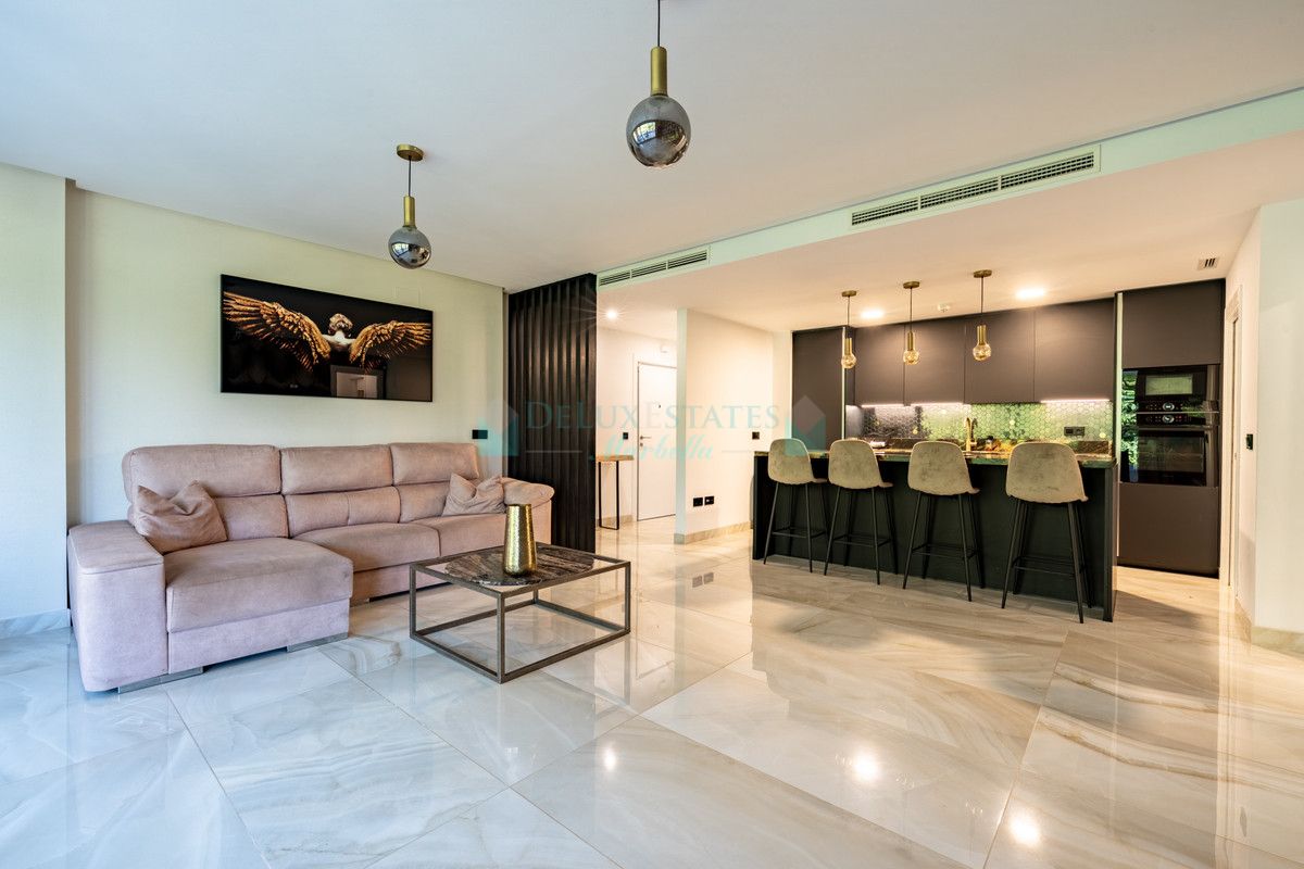 Ground Floor Apartment for sale in Benahavis