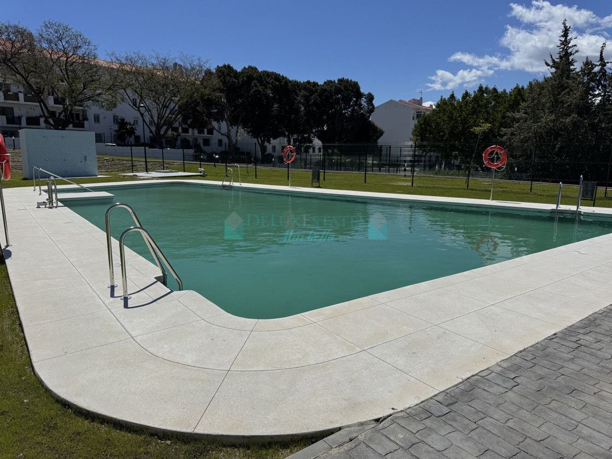 Penthouse for sale in Selwo, Estepona