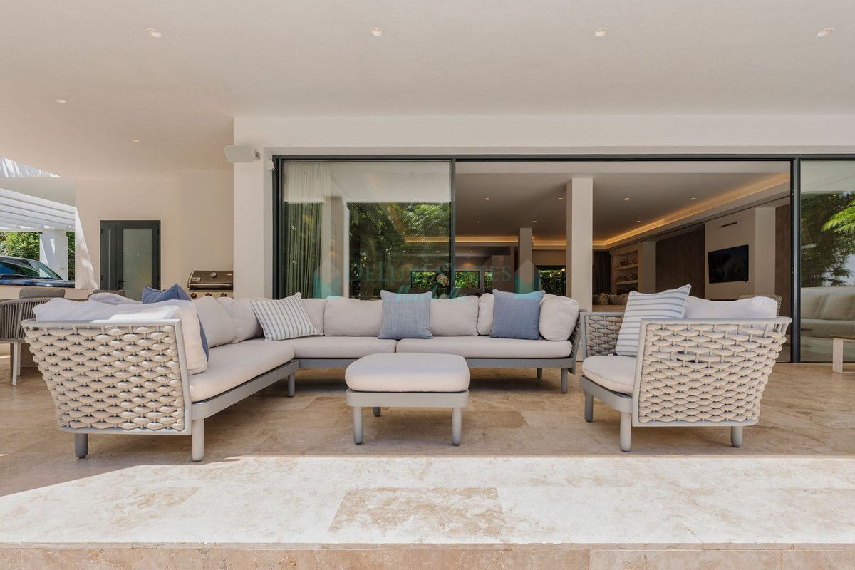Villa for sale in La Quinta, Benahavis