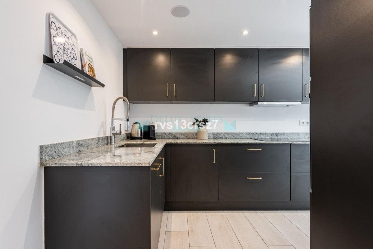 Ground Floor Apartment for sale in Nueva Andalucia