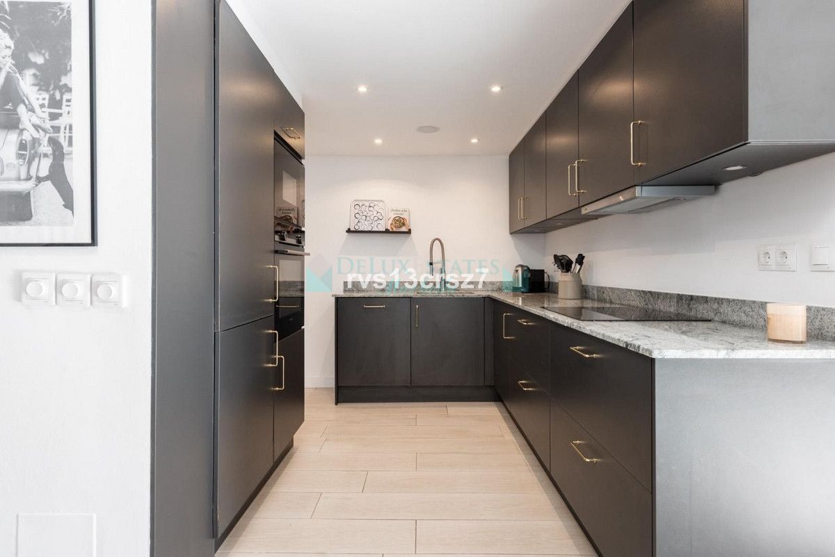 Ground Floor Apartment for sale in Nueva Andalucia