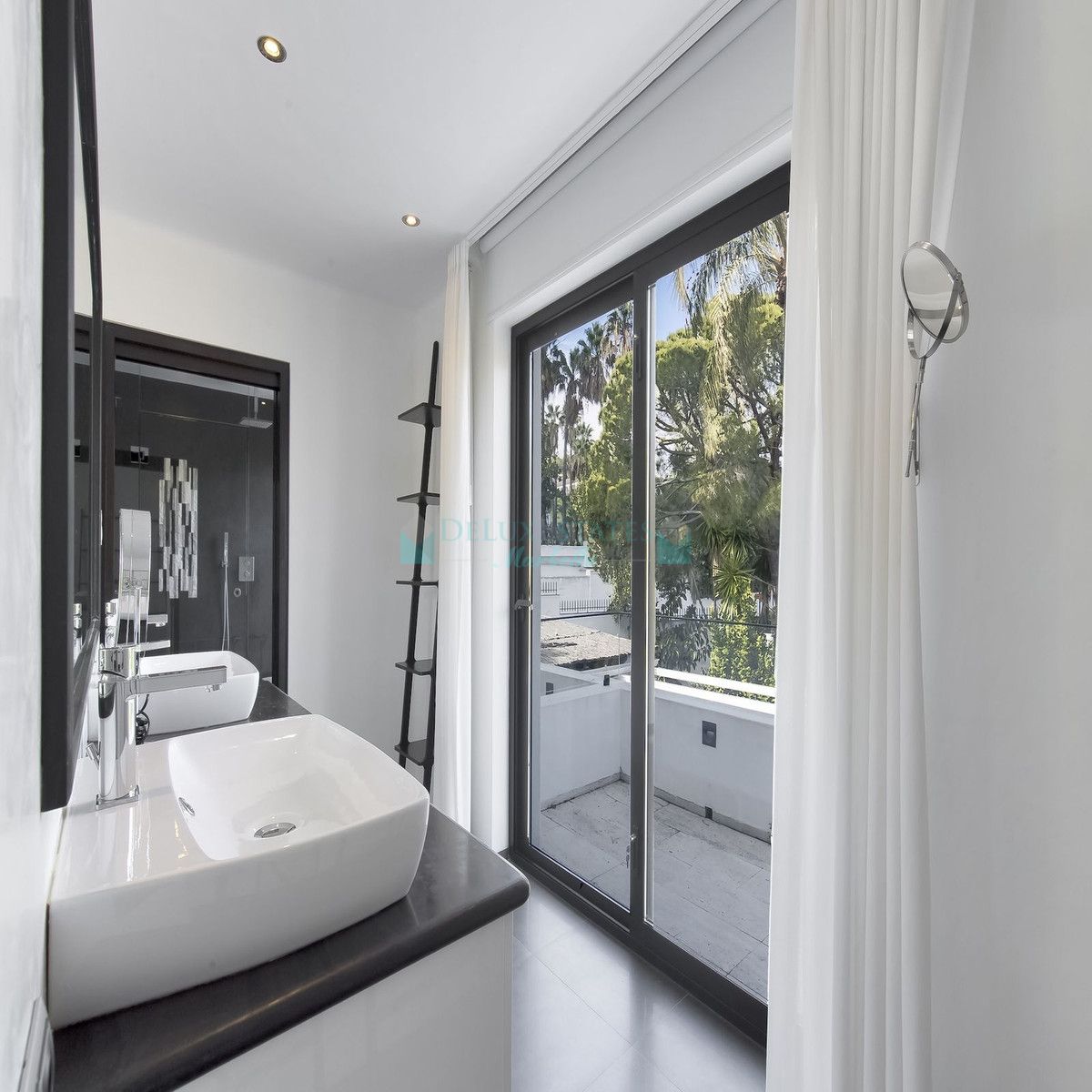Villa for rent in Marbella