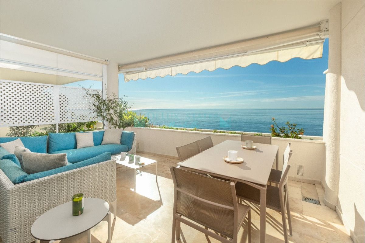 Apartment for sale in Estepona