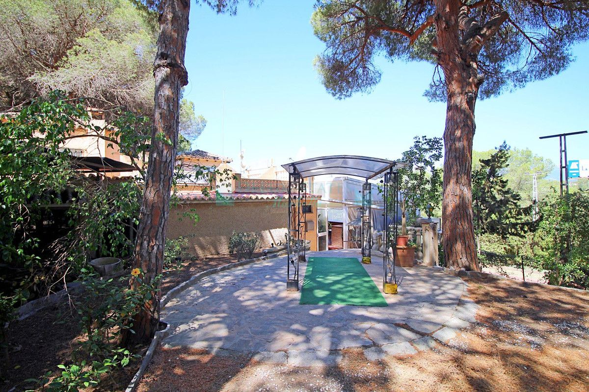 Bar for sale in Marbesa, Marbella East