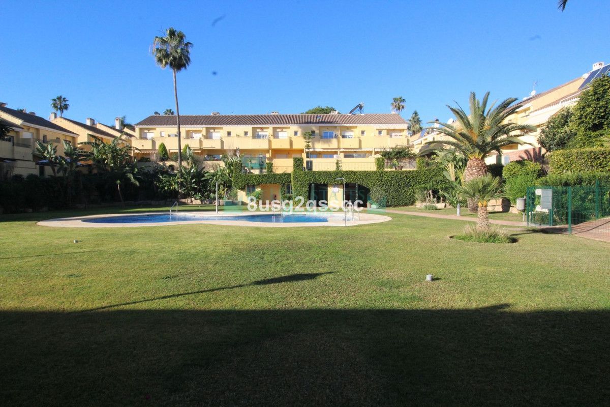Semi Detached Villa for sale in Estepona