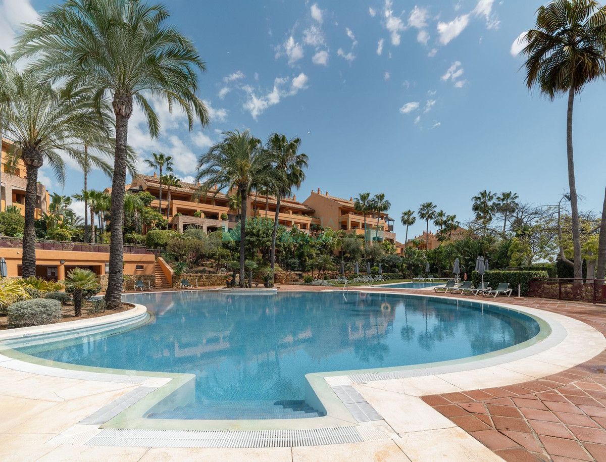 Ground Floor Apartment for rent in Bahia de Marbella, Marbella East