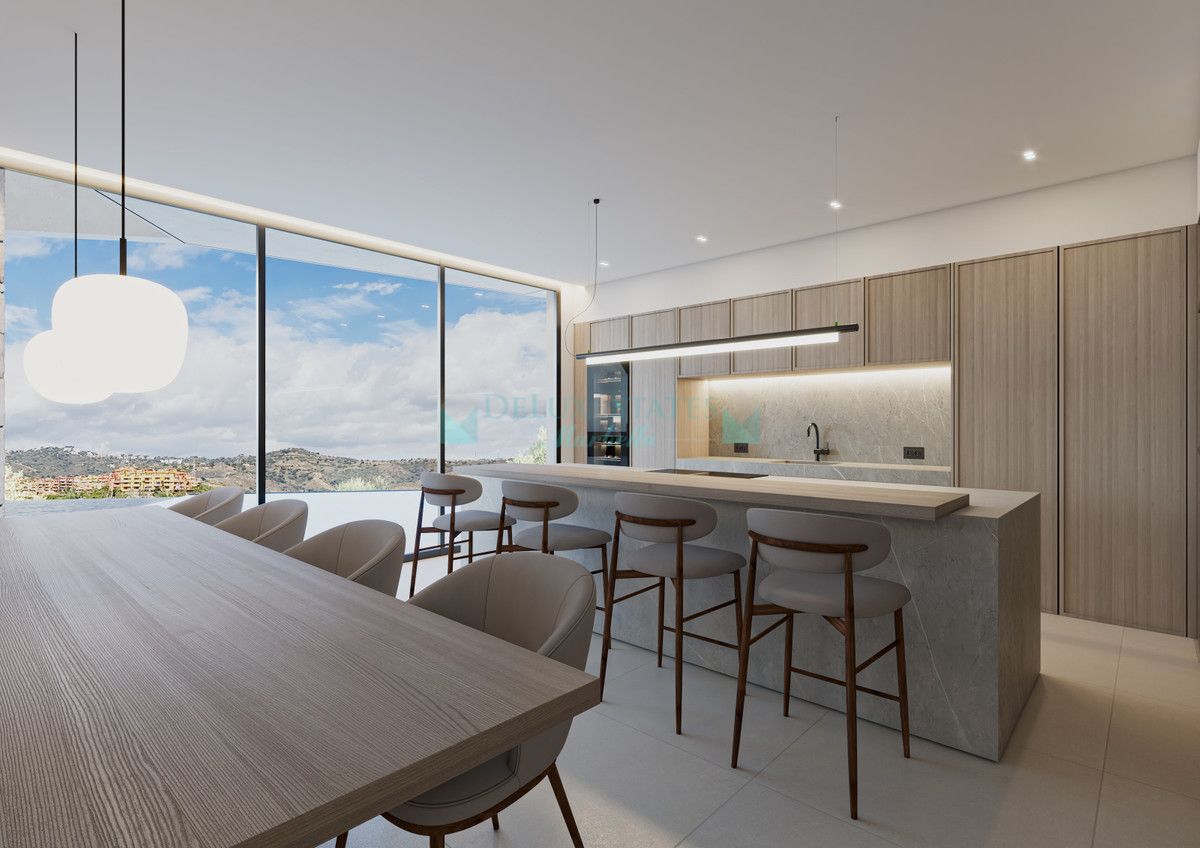 Villa for sale in Cabopino, Marbella East