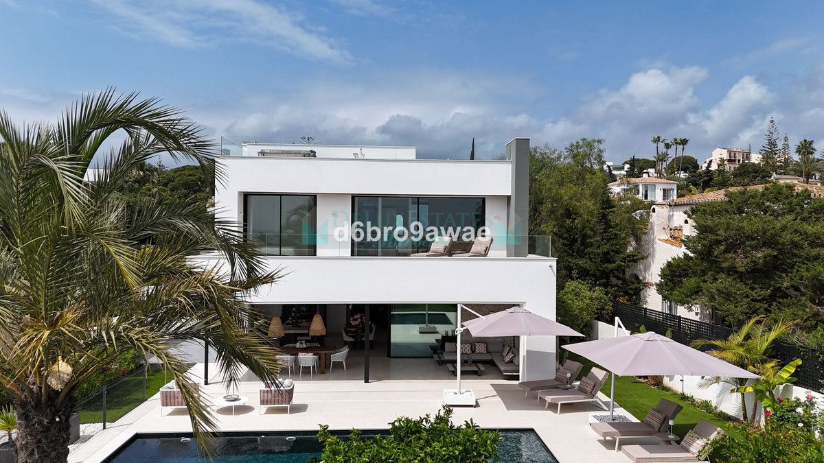 Villa en venta en Marbesa, Marbella Este
