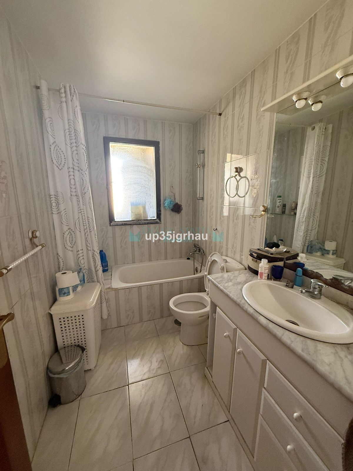 Penthouse for sale in Estepona