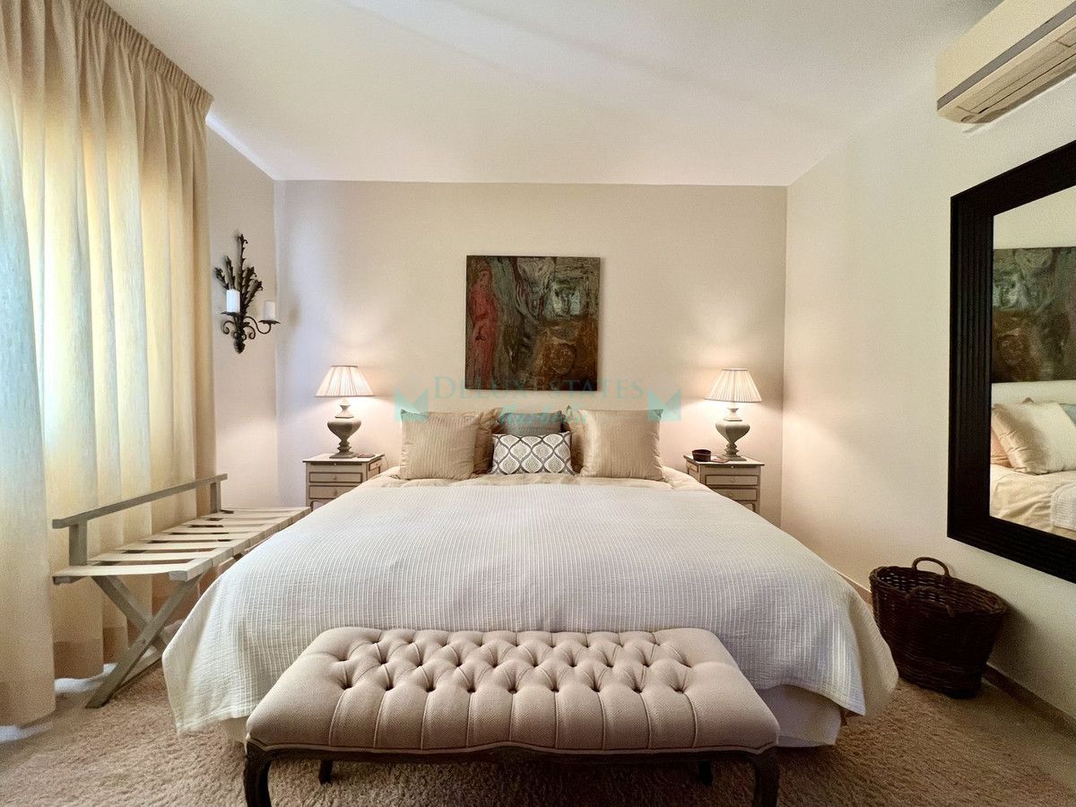 Villa for sale in Elviria, Marbella East