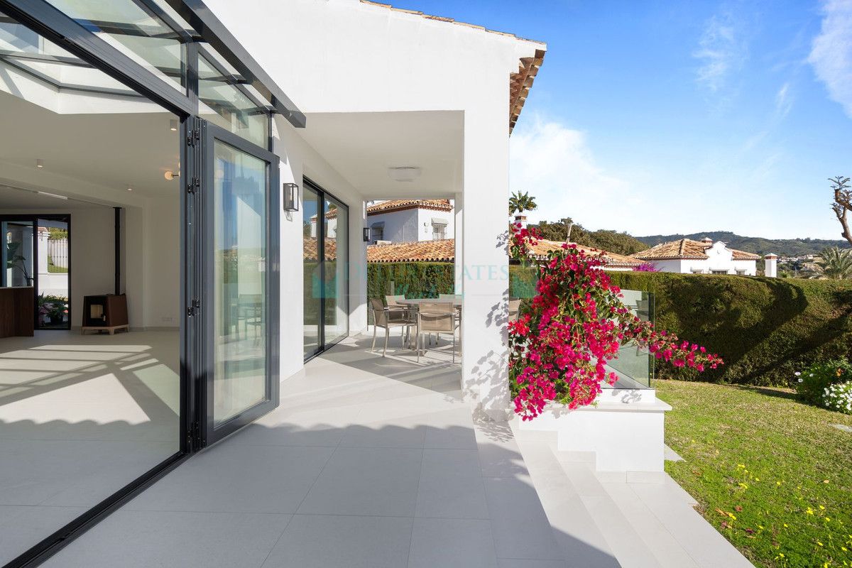 Villa for sale in Elviria, Marbella East