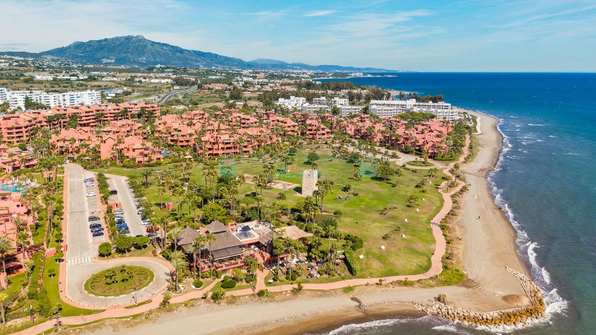 Apartamento en venta en Estepona