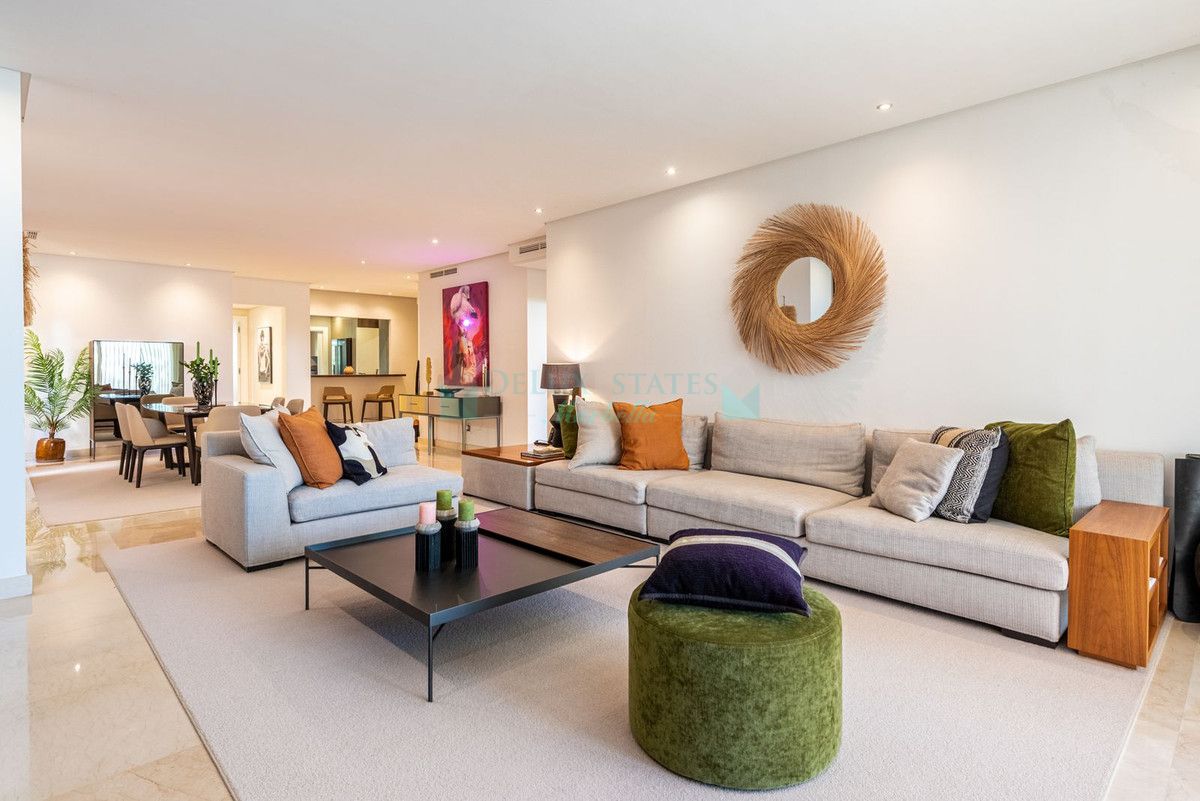 Apartment for sale in Sierra Blanca, Marbella Golden Mile