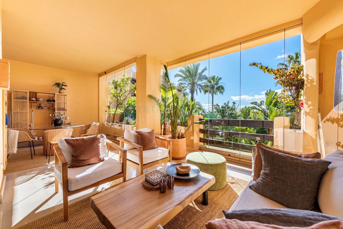 Apartment for sale in Sierra Blanca, Marbella Golden Mile