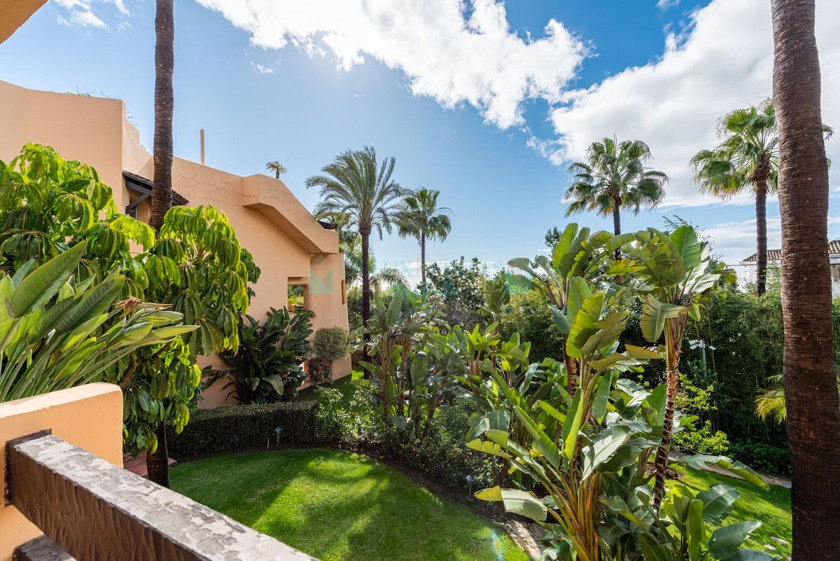 Apartment for sale in Sierra Blanca, Marbella Golden Mile