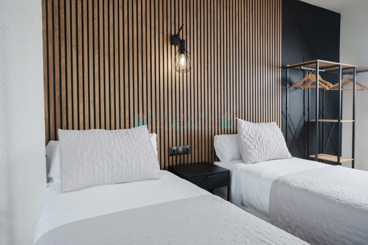 Hotel for sale in Estepona