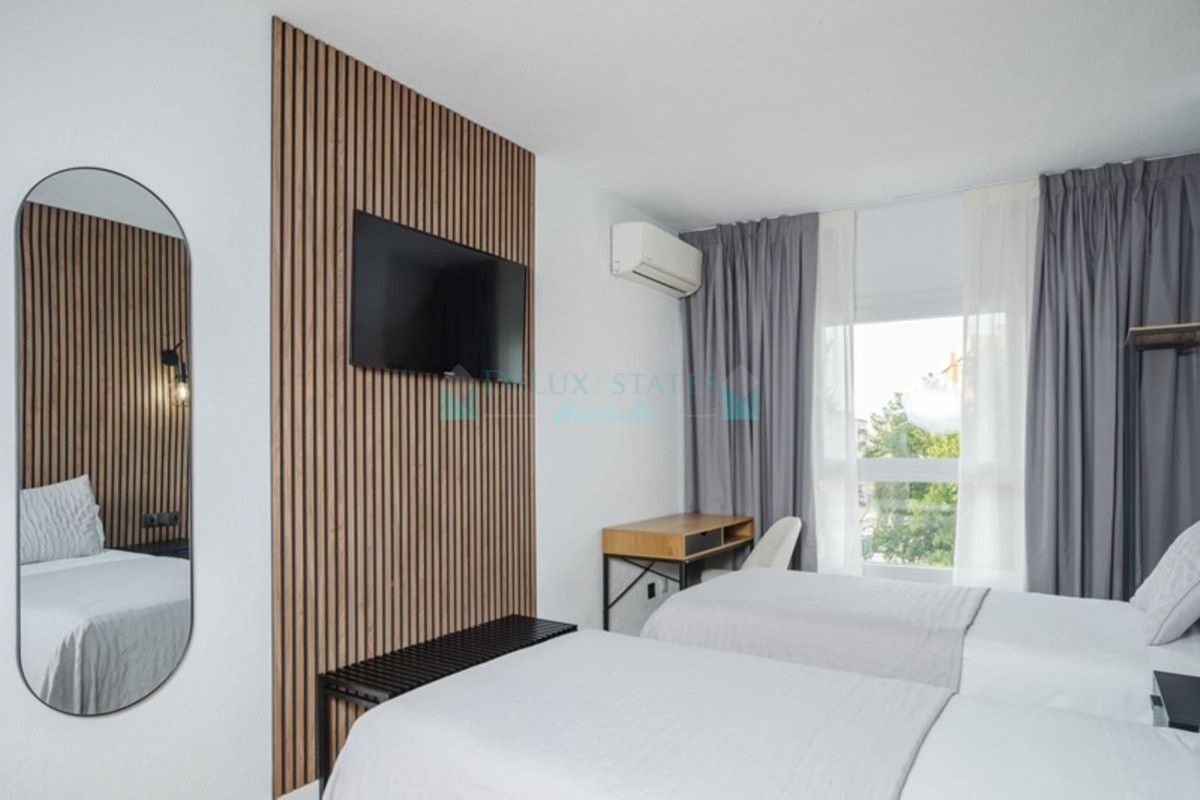 Hotel for sale in Estepona