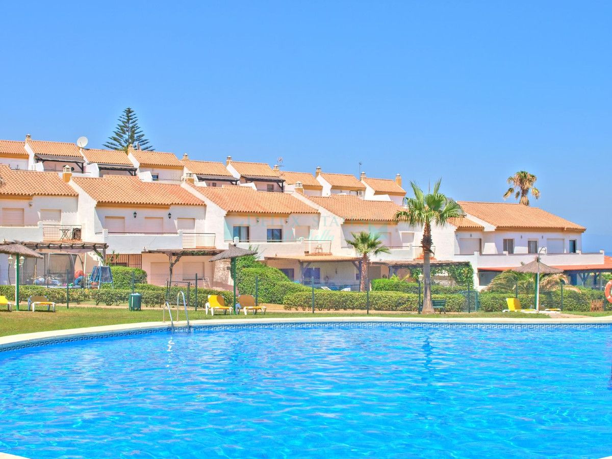 Town House for rent in Estepona