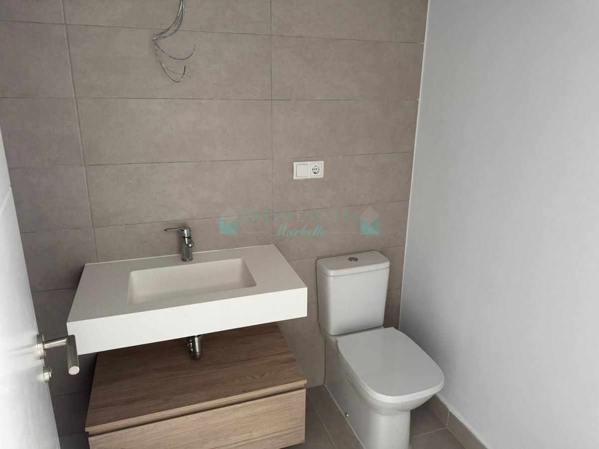 Penthouse for sale in Estepona