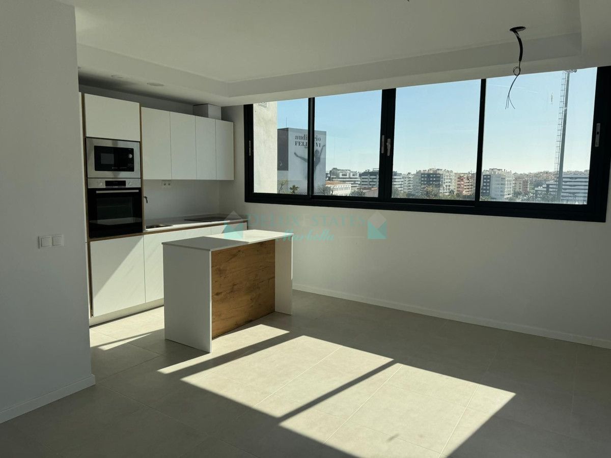 Penthouse for sale in Estepona