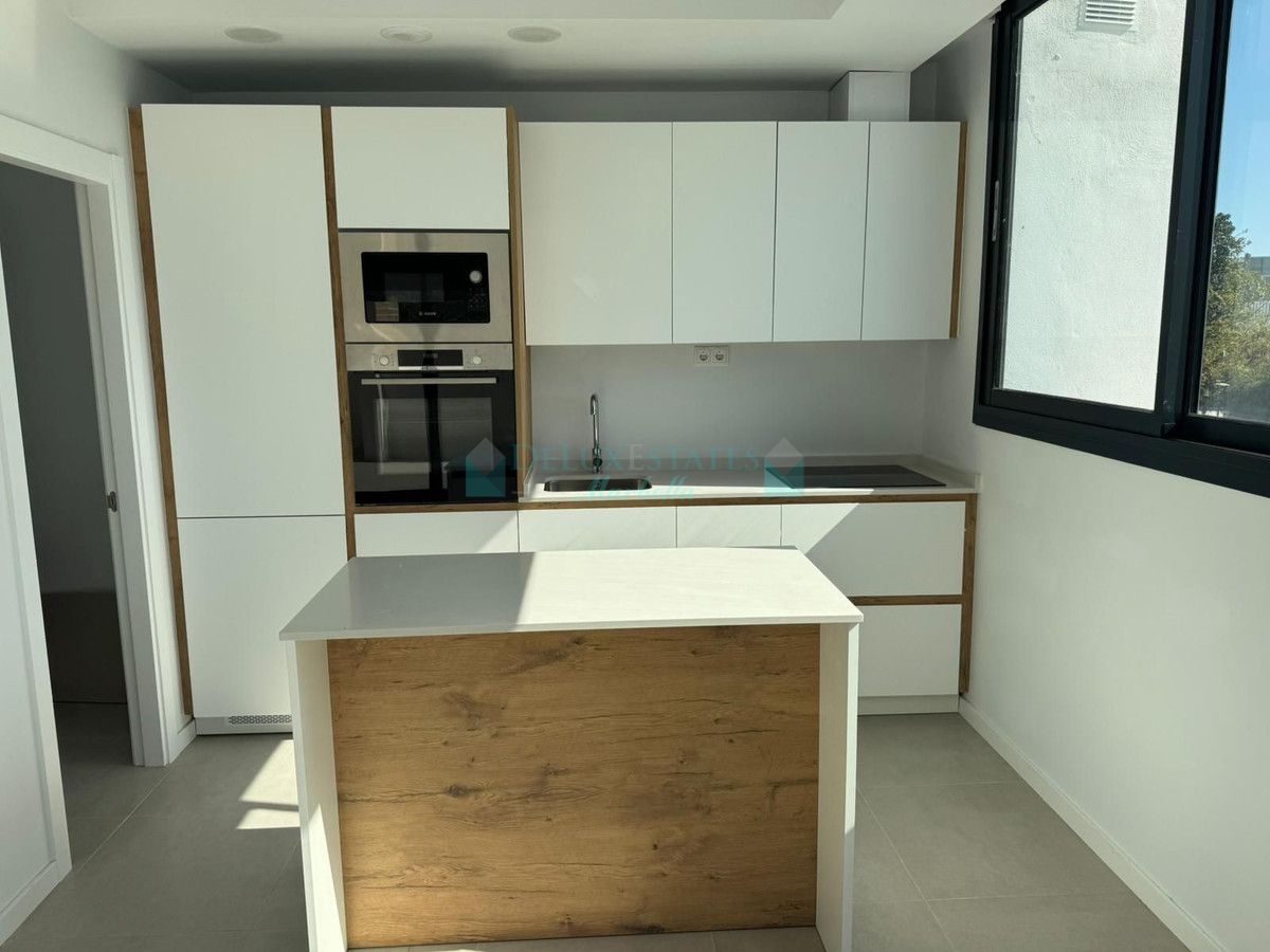 Penthouse for sale in Estepona