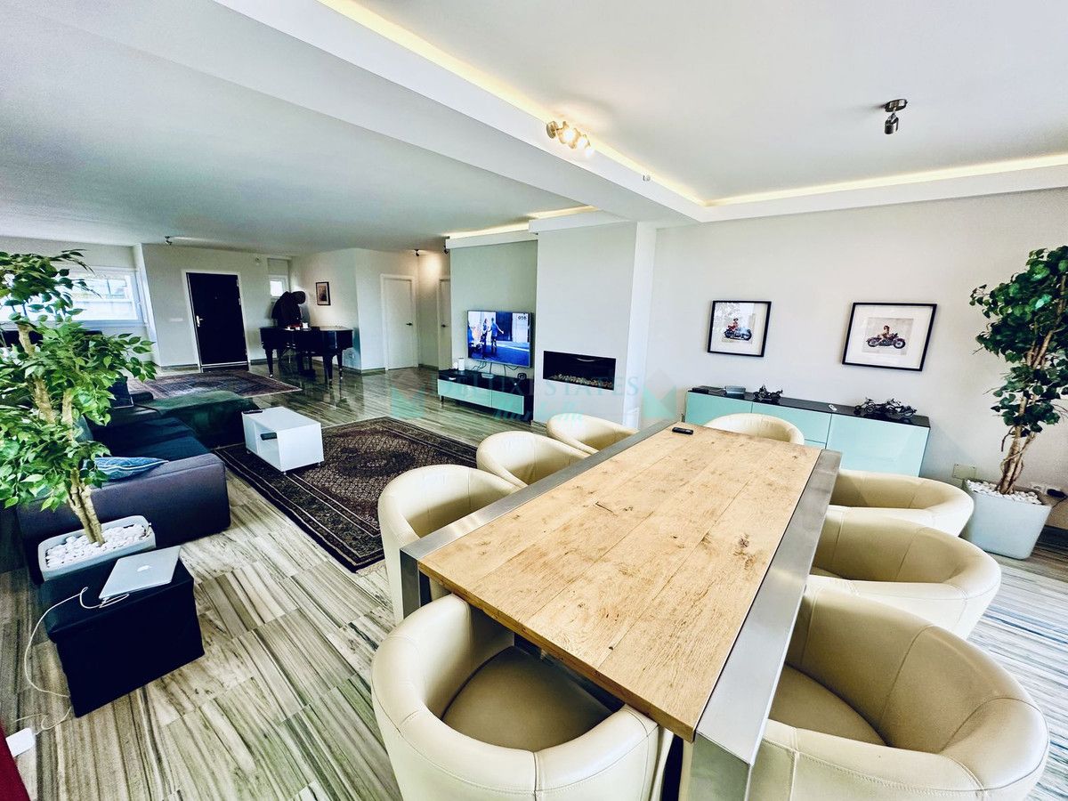 Villa for sale in San Pedro de Alcantara