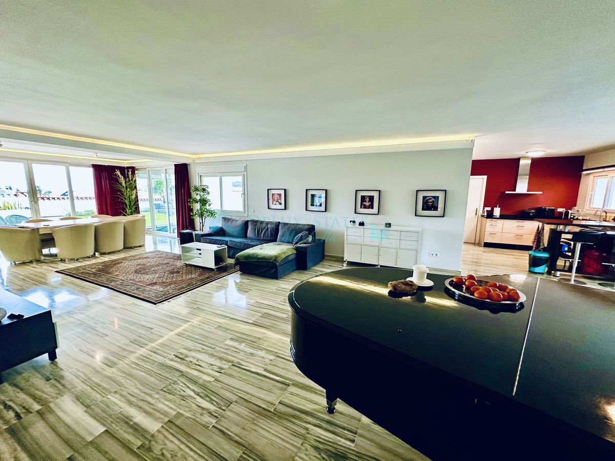 Villa for sale in San Pedro de Alcantara