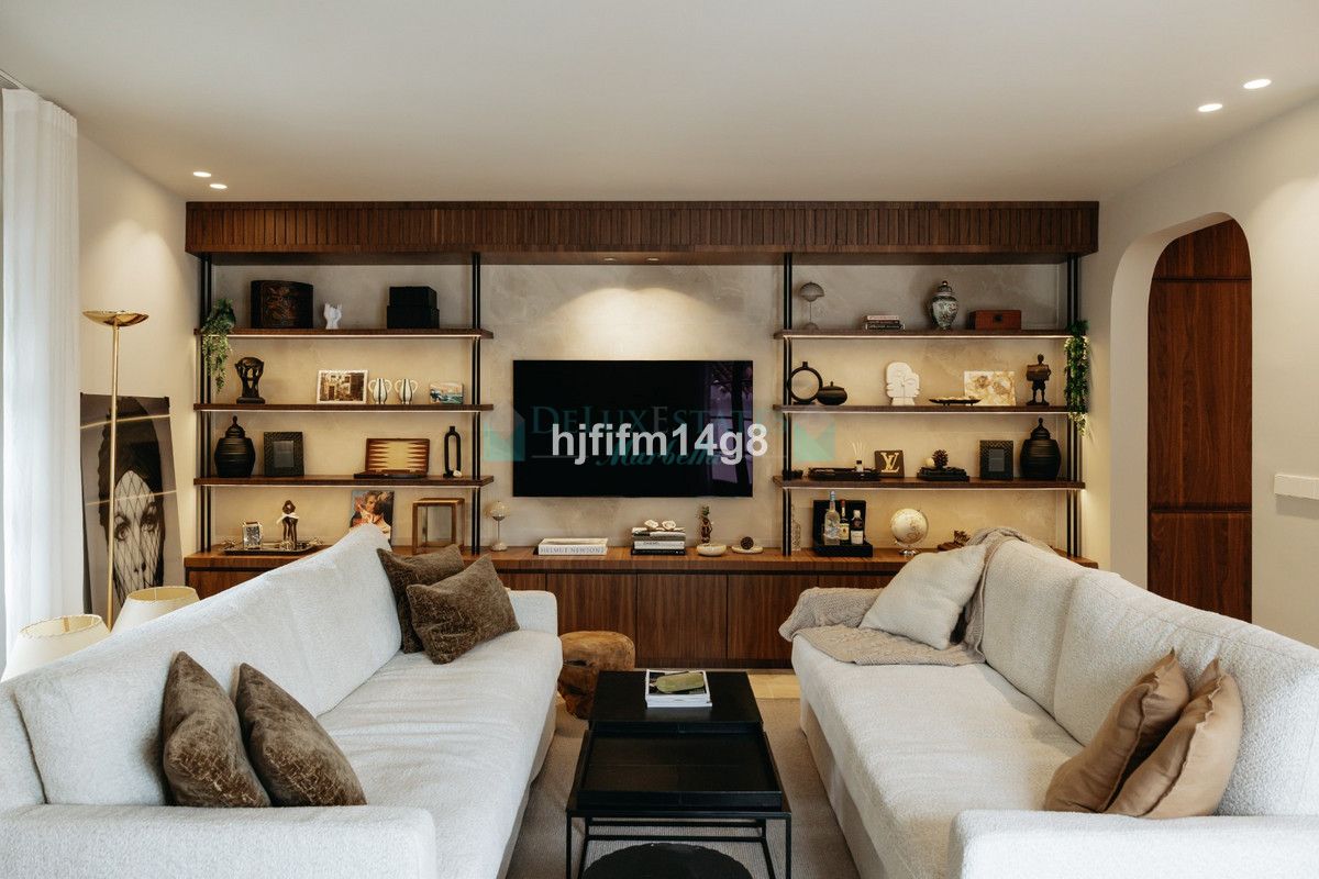 Town House for sale in Marbella Golden Mile