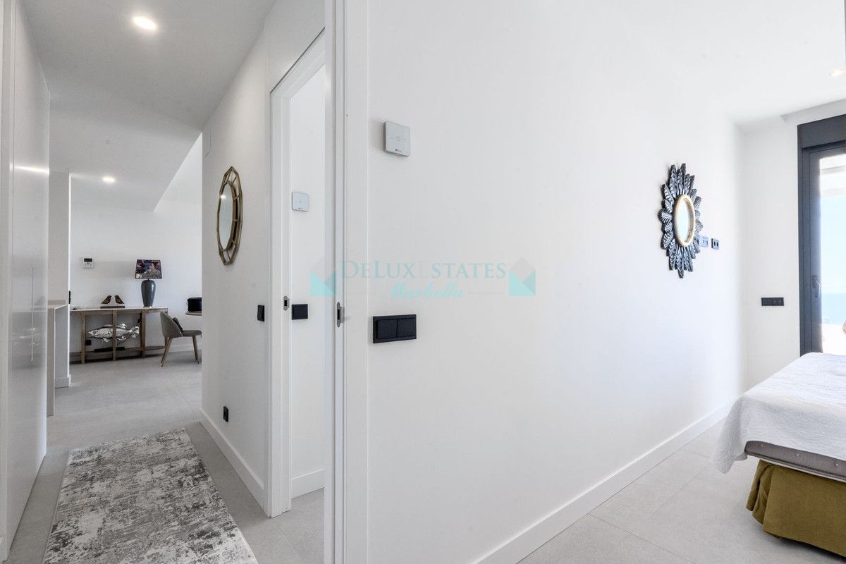 Apartment for sale in Los Altos de los Monteros, Marbella East