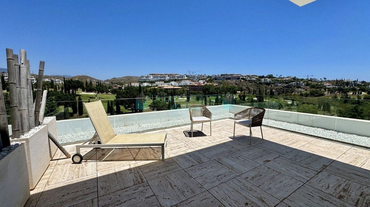 Villa for sale in Los Flamingos, Benahavis