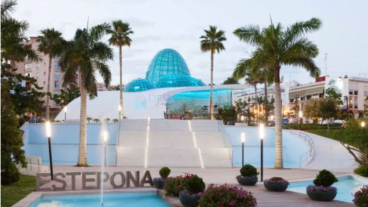 Ground Floor Apartment for sale in Estepona